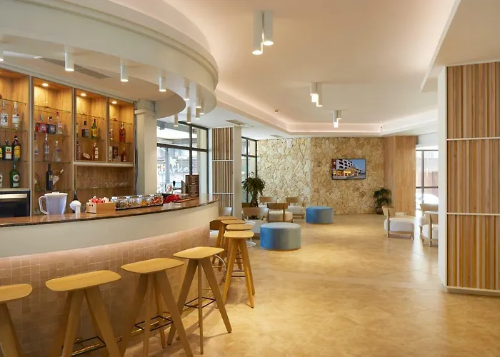 Nobel Ultra - Free Access 酒店 阳光海滩